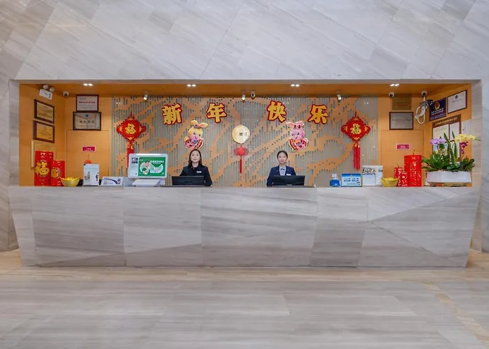 Shenzhen Ramada Plaza, North Railway Station