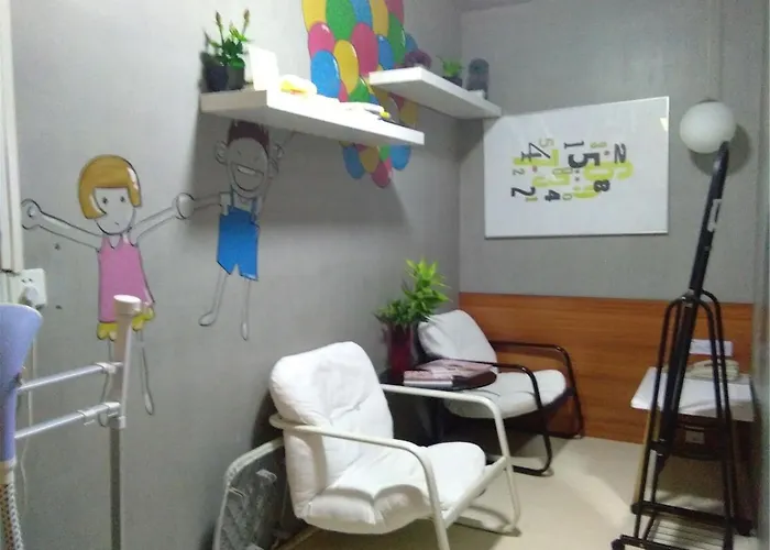 Shenzhen Dongmen Colour Hotel